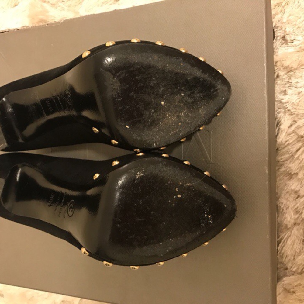 Alexander McQueen Black Suede Skull Heels US 6,5-7 - Picture 4 of 5